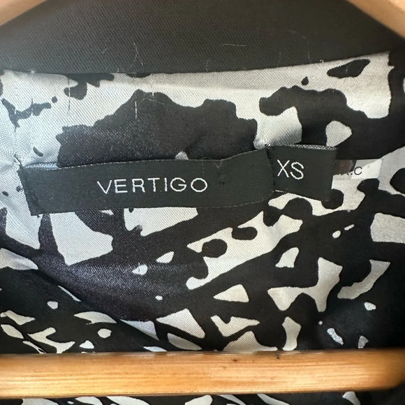 Vertigo Paris Black Double-Breasted Coat - Picture 3 of 8